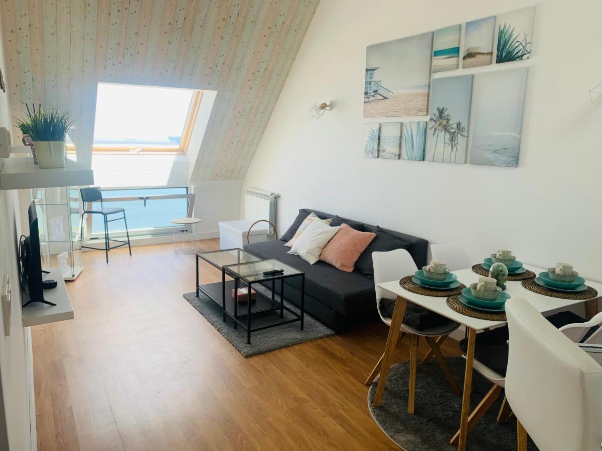 Burela Apartamentos Lamarosa -Atico ,Vistas Al Mar Cantabrico Parking מראה חיצוני תמונה