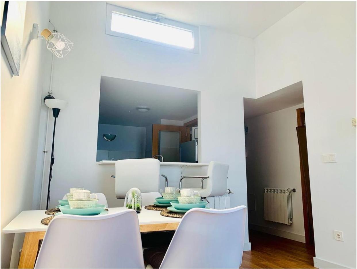 Burela Apartamentos Lamarosa -Atico ,Vistas Al Mar Cantabrico Parking מראה חיצוני תמונה